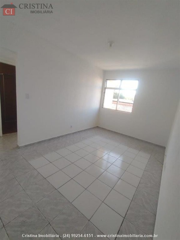 Apartamento para Alugar no Comercial em Resende