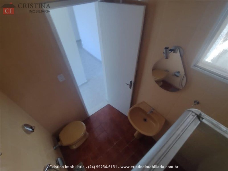 Apartamento para Alugar no Comercial em Resende