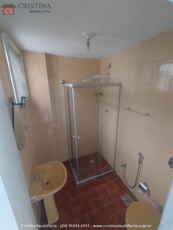 Apartamento para Alugar no Comercial em Resende