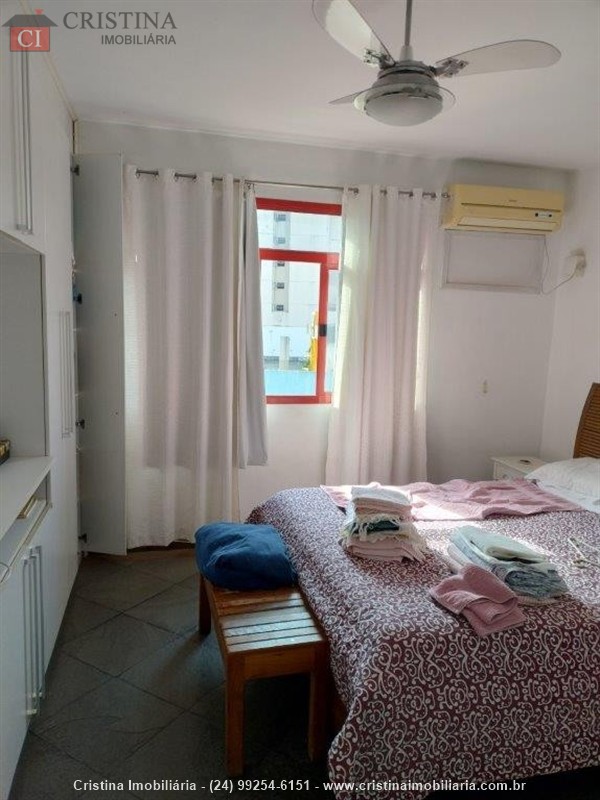 Apartamento a Venda no Centro em Resende
