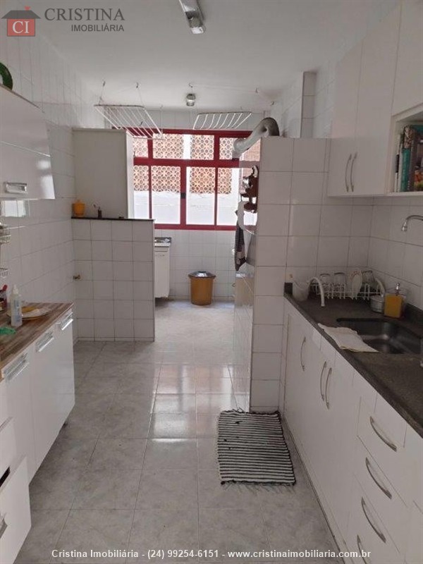 Apartamento a Venda no Centro em Resende