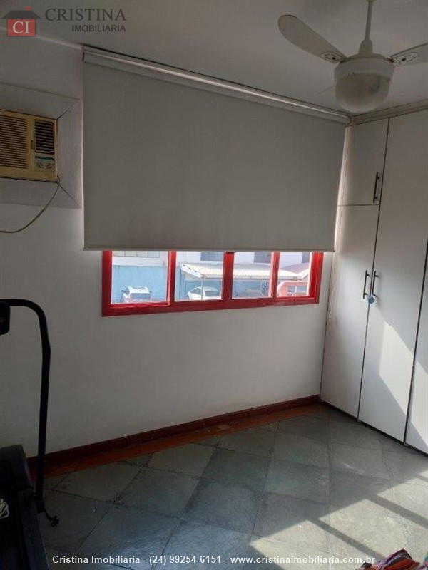 Apartamento a Venda no Centro em Resende