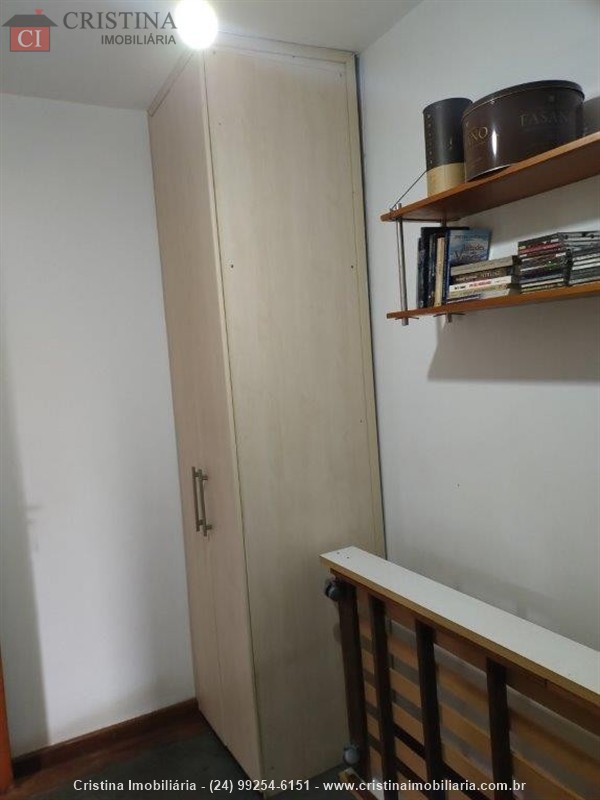 Apartamento a Venda no Centro em Resende