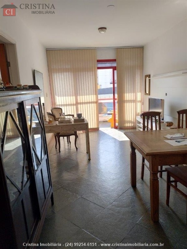 Apartamento a Venda no Centro em Resende