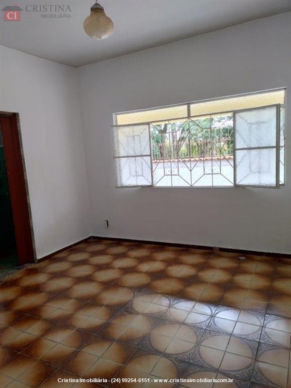 Casa para Alugar no Morada da Colina em Resende
