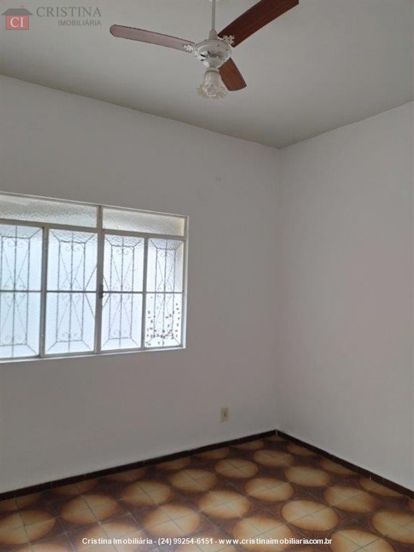Casa para Alugar no Morada da Colina em Resende