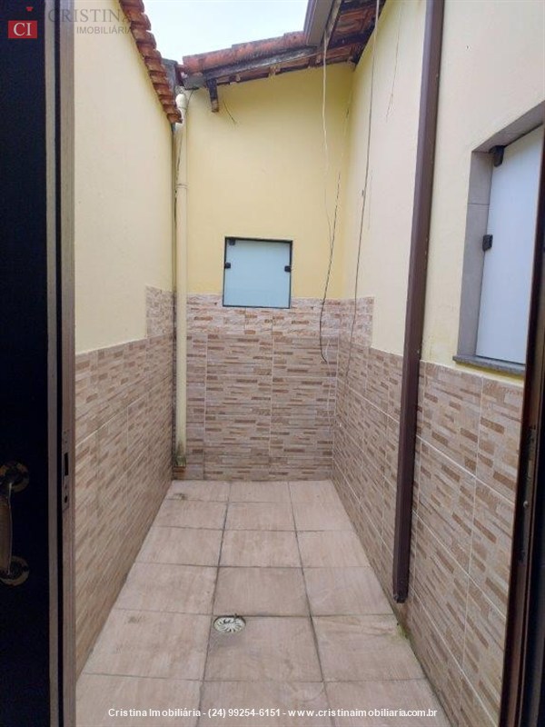 Casa para Alugar no Morada da Colina em Resende