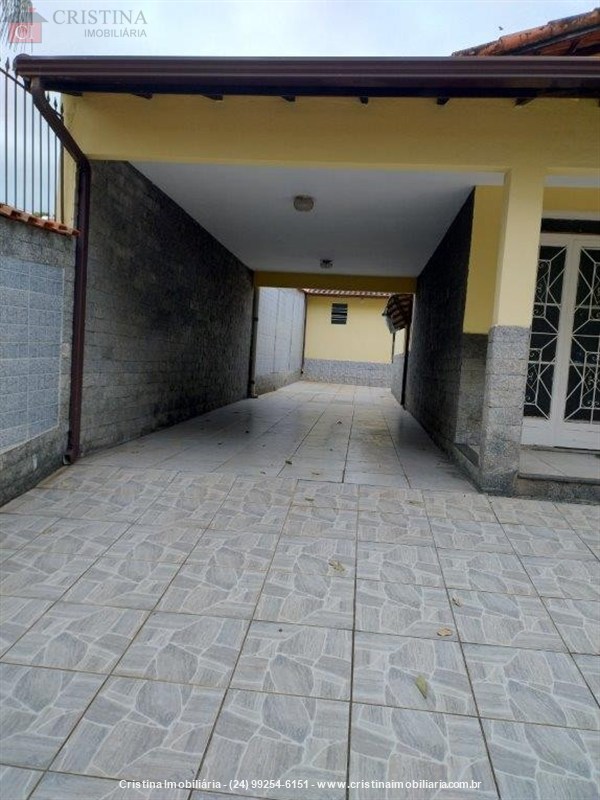 Casa para Alugar no Morada da Colina em Resende